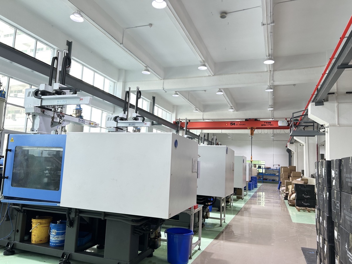 Molding Machines 2